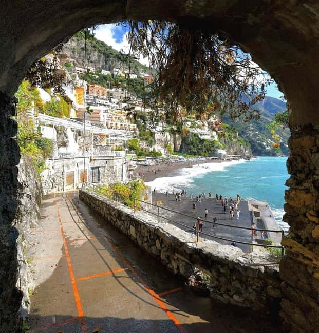 From Naples: Amalfi Coast, Sorrento, and Pompeii Tour - Getting There: Stazione Marittima Start and Easy Return
