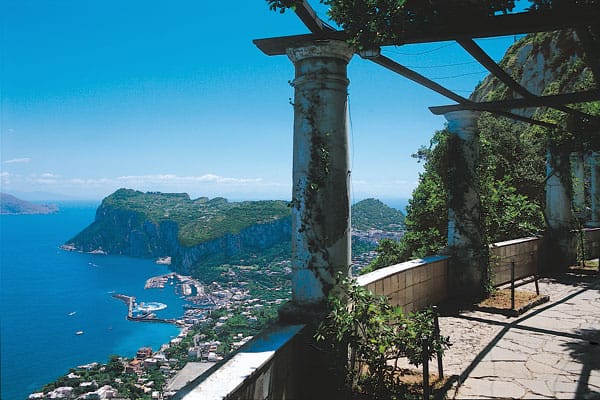 From Naples: Capri and Anacapri - Guided tour - Afternoon sea sightseeing: caves, Faraglioni, and the coastline you cannot fake