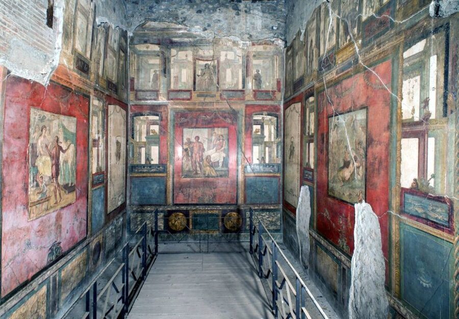 From Naples: Day Trip to Pompeii with skip the line - FAQ