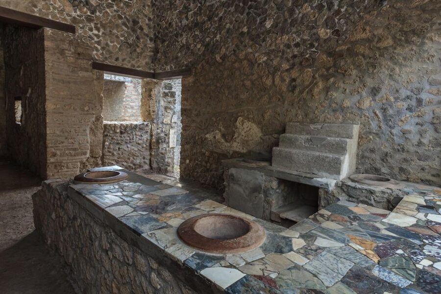 From Naples: Day Trip to Pompeii with skip the line - Pompeii in 4 hours: what you can realistically target
