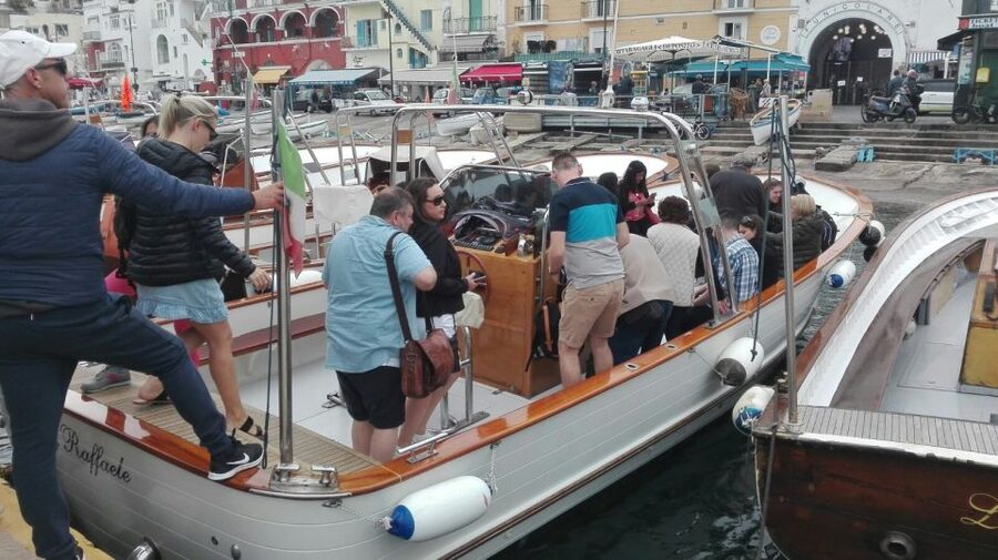 From Naples: Full-Day Capri Island and Blue Grotto Tour - Practical tips for a smoother day on Capri