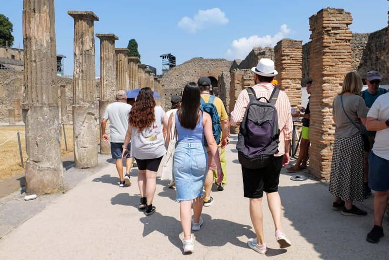 From Naples: Guided tour of Pompeii skip-the-line and round-trip train - Meeting point reality, tickets, and the day-of flow