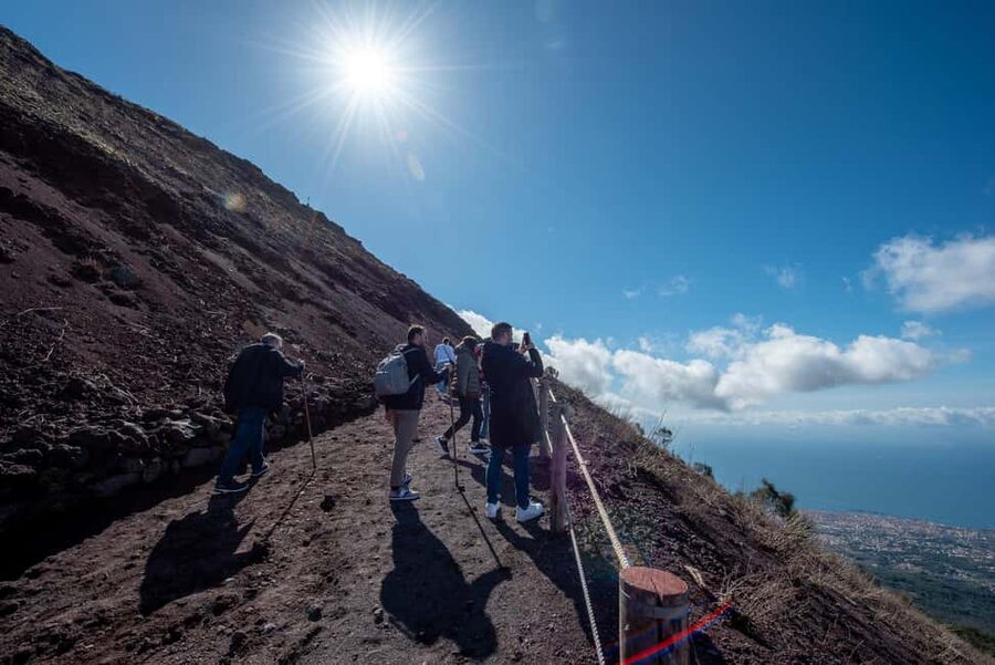 From Naples: Pompeii and Vesuvius Guided Day Trip with Lunch - Lunch reset near Vesuvius, so you can enjoy Pompeii without stress