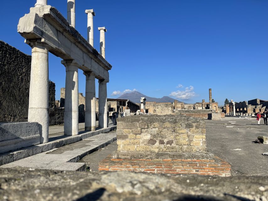 From Naples: Pompeii Guided Tour with Skip-the-Line Tickets - The 15-Minute Break, How to Use It Without Losing Momentum