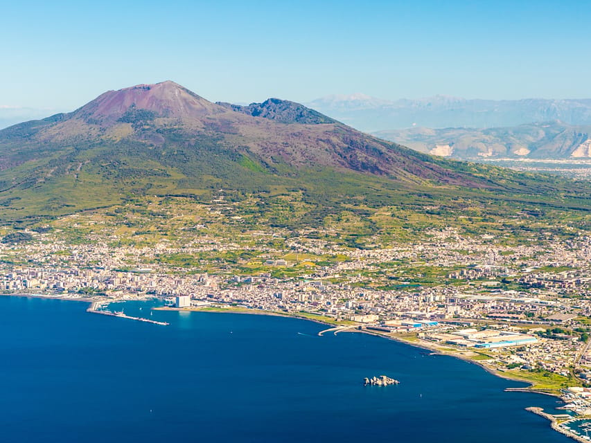 From Naples: Pompeii, Herculaneum and Vesuvius Tour - What you should bring (and what you should not)