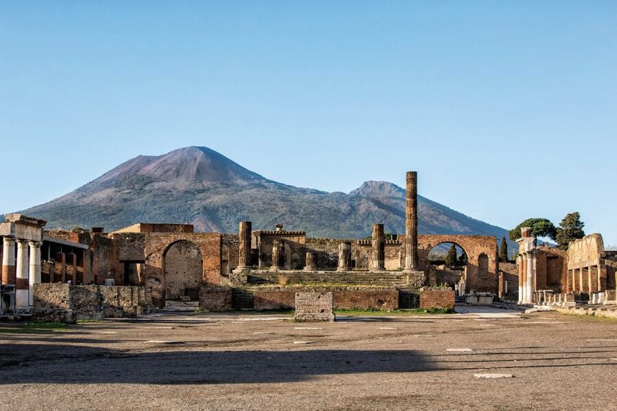 From Naples: Private Transfer to Positano with Pompeii Stop - A Private Naples to Positano Transfer, With Pompeii Added In