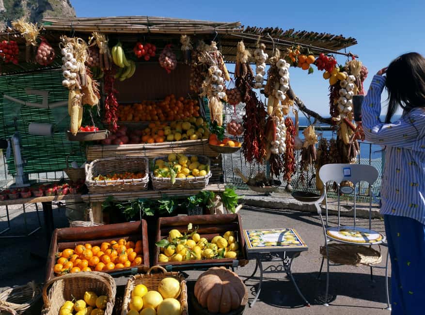 From Naples/Salerno: Group Tour to Positano, Amalfi, Ravello - The onboard guide style that makes or breaks a day