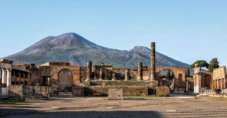 From Naples: Transport to Sorrento with Stop in Pompeii - Pompeii Stop: What You Get From Two Hours in the Excavations