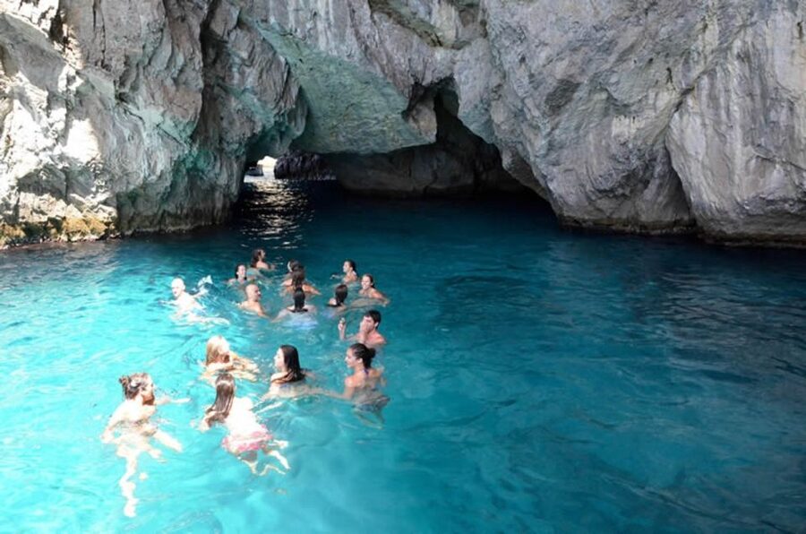 From Positano: Sorrento Coast & Capri Full-Day Trip by Boat - Capri free time (3 to 5 hours): how to use it without stress