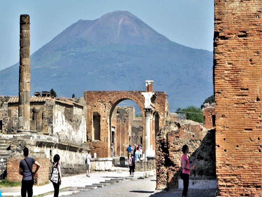 From Rome: Amalfi Coast and Pompeii, Full Day Private Tour - Positano Break: Lunch, Shopping, And A Breather