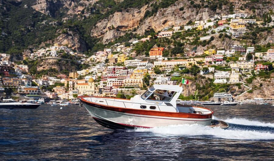 From Sorrento: Small-Group Amalfi Coast Boat Tour - Nerano, Praiano, and Fiordo di Furore: coastline drama from the waterline
