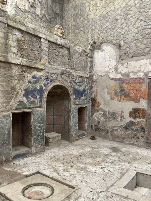 HERCULANEUM AND VESUVIUS: PRESTIGE TOUR FROM NAPLES - Why this Naples tour links the buried city to Vesuvius