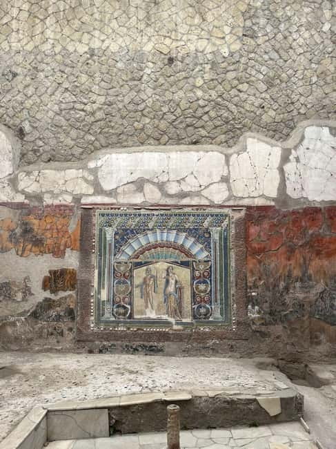 HERCULANEUM AND VESUVIUS: PRESTIGE TOUR FROM NAPLES - FAQ