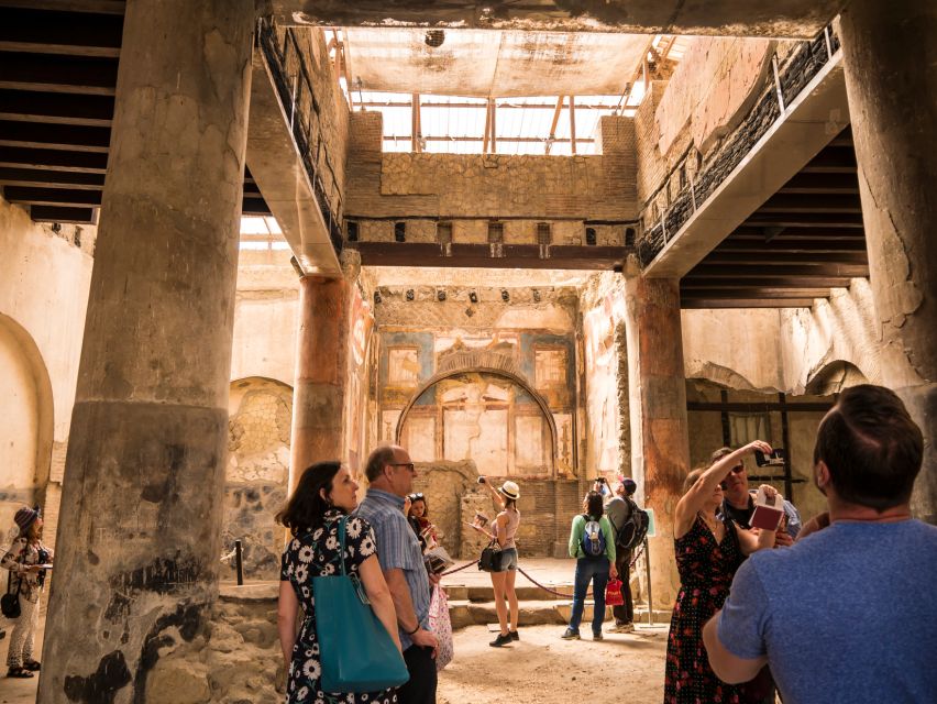 Herculaneum: Private Walking Tour with Archeologist Guide - The Value of a Private Tour With a Real Archaeologist