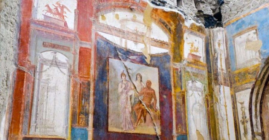 Herculaneum: Skip The Line Entrance ticket + Audioguide - Herculaneum at a glance: preserved Roman life in a smaller, more human scale