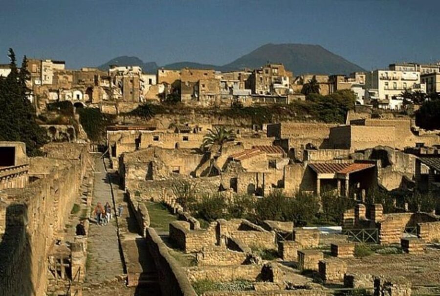 Herculaneum: Skip-The-Line Entrance Tickets + Audioguide - Key highlights to know before you go