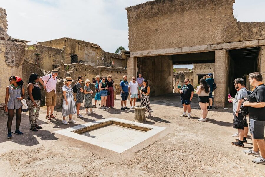 Herculaneum: Skip-the-Line Guided Tour with Archaeologist - The disaster story, told where it actually happened
