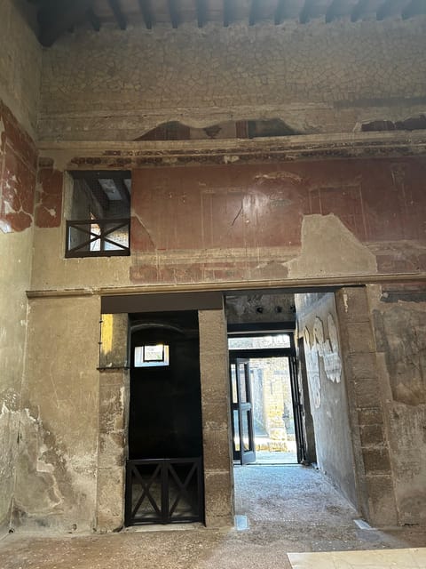 Herculaneum - Small Group Tour (admission included) - Boat museum stop: coastal life made physical