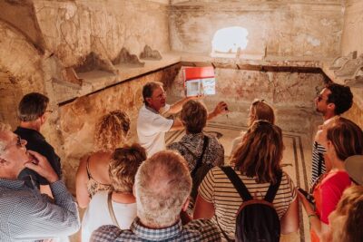 Herculaneum Small Group Tour and Ticket With an Archaeologist