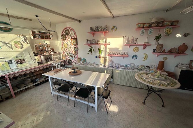 Ischia: Full Pottery Workshop - Should you book the Ischia full pottery workshop?