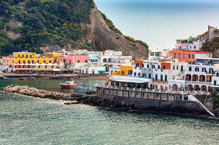 Ischia: Sant'Angelo e Maronti with Transfers from Naples - The hydrofoil crossing: scenery plus one important Procida warning
