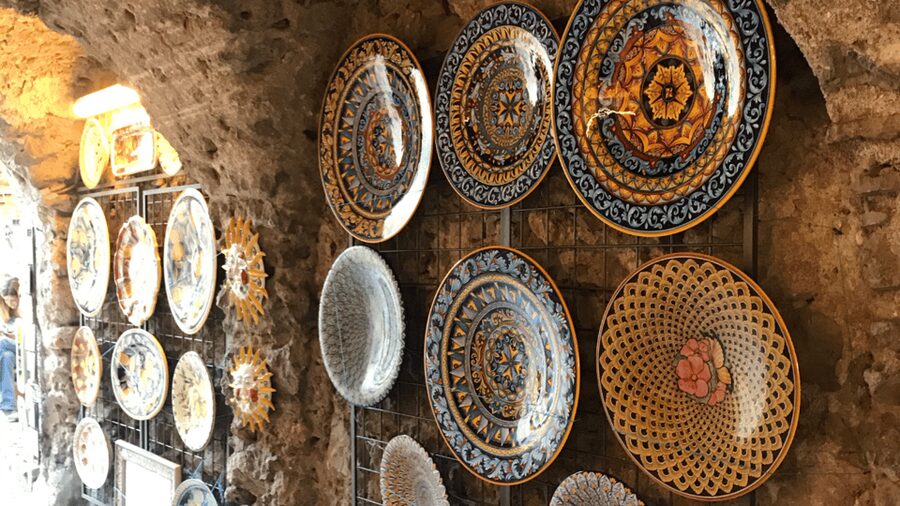 Minicrociera Positano Amalfi - Positano stop: Spiaggia Grande, boutiques, and how to use your time
