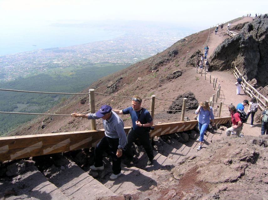 Mount Vesuvius 4-Hour Volcano Tour with Wine Tasting - Who This Tour Suits Best