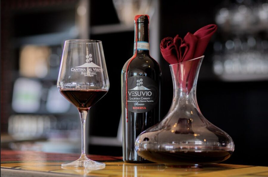 Mount Vesuvius: Vineyard Tour with Wine Tasting and Lunch - Lunch with Extra Virgin Olive Oil and Wine Vinegar