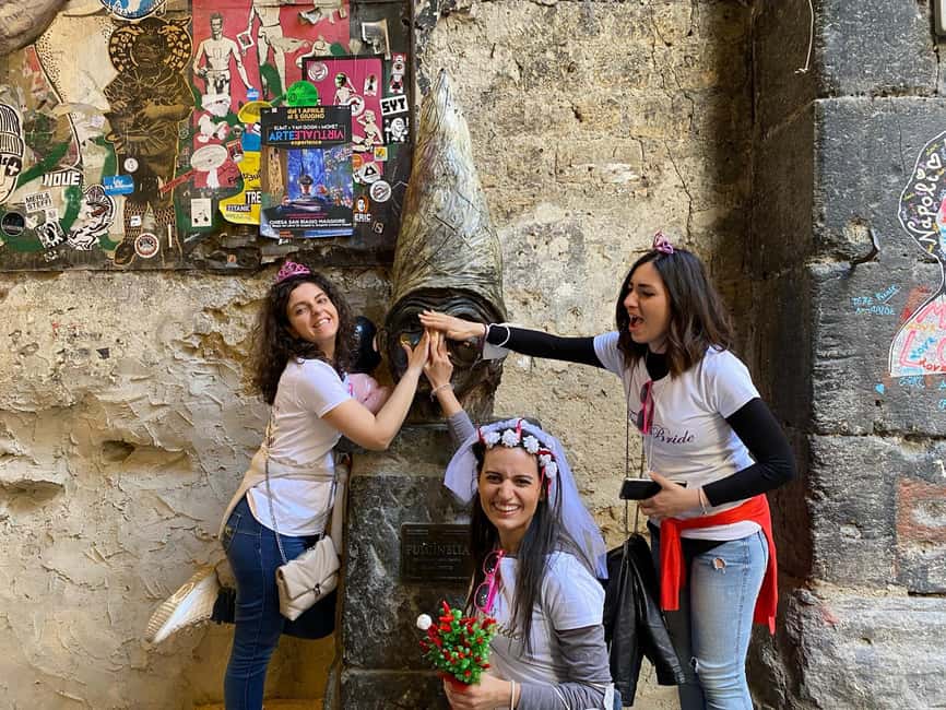 Naples: Bachelorette Party with Insolitaguida - Dessert tasting, liquor tasting, and aperitivo to close it out