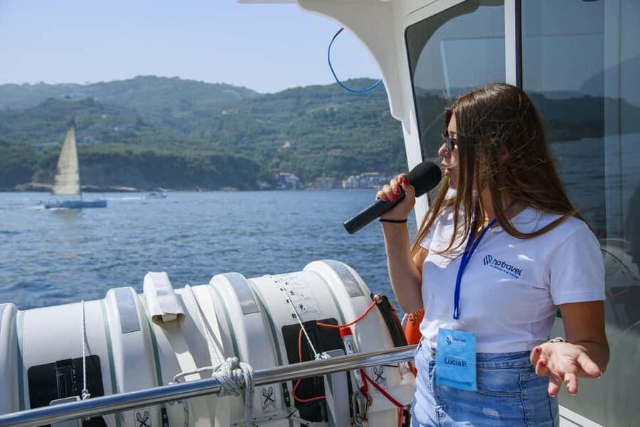 Naples: Boat Tour to Positano, Amalfi and Ravello - Naples to the sea: getting on board without losing your morning
