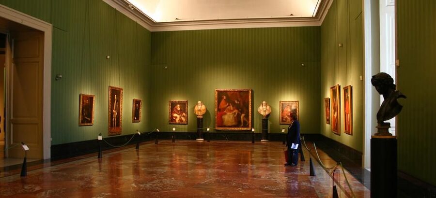 Naples: Capodimonte Museum 2-Hour Guided Private Tour - Price and Value: What You Get for About $195 Per Person