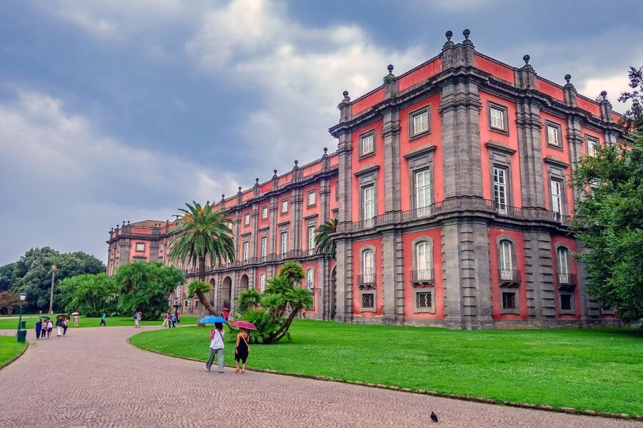 Naples: Capodimonte Museum small group tour - Where you start: Porta Grande and a smooth entry