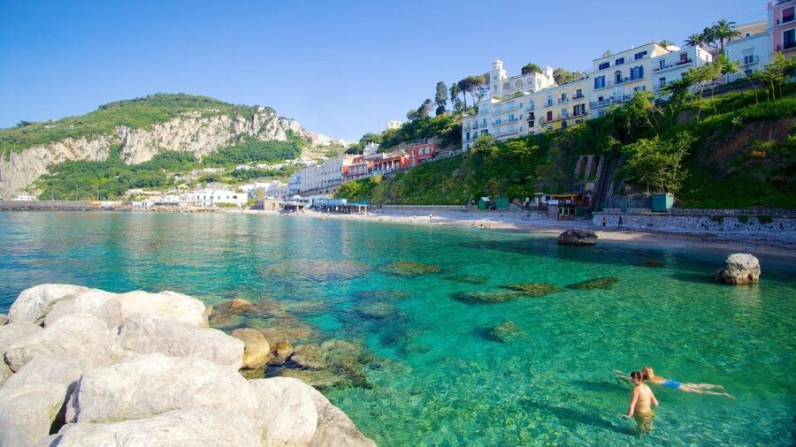 Naples: Capri Transfer with Island Boat Tour and Free Time - The 1-hour guided boat tour: Faraglioni and sea caves from the best seat