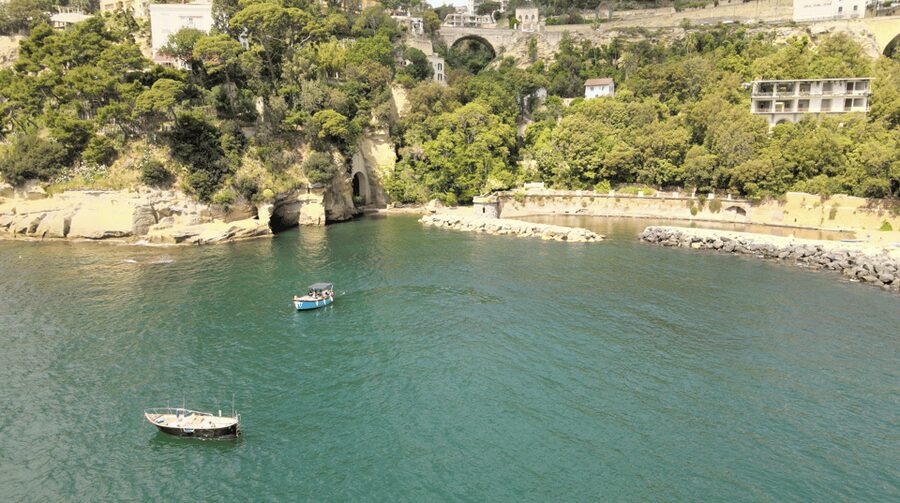Naples: Castel dell'Ovo Boat Tour with Snorkeling & Aperitif - Small Group Means You Notice Small Details (Like the Guide’s Pace)