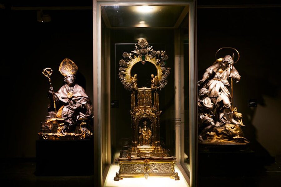 Naples: Chapel & Museum of San Gennaro Guided Tour - Who This Tour Suits Best (And Who Might Want a Different Option)