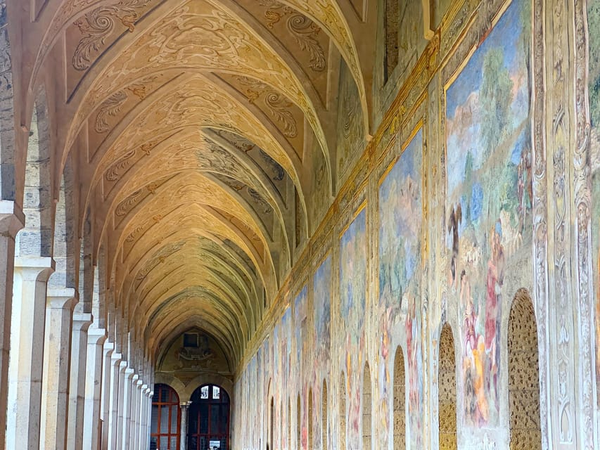 Naples: Church Of Santa Chiara Guided Tour - Inside the Church of Santa Chiara: Gothic details with an expert guide