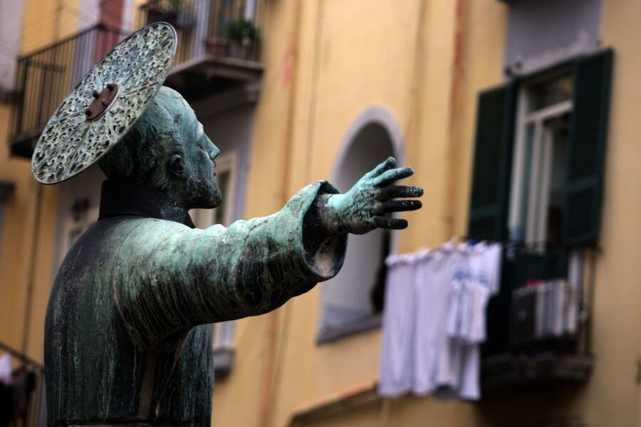 Naples: City and Lapis Museum Tour with an Archaeologist - Key Things To Look For On This Naples Underground Tour