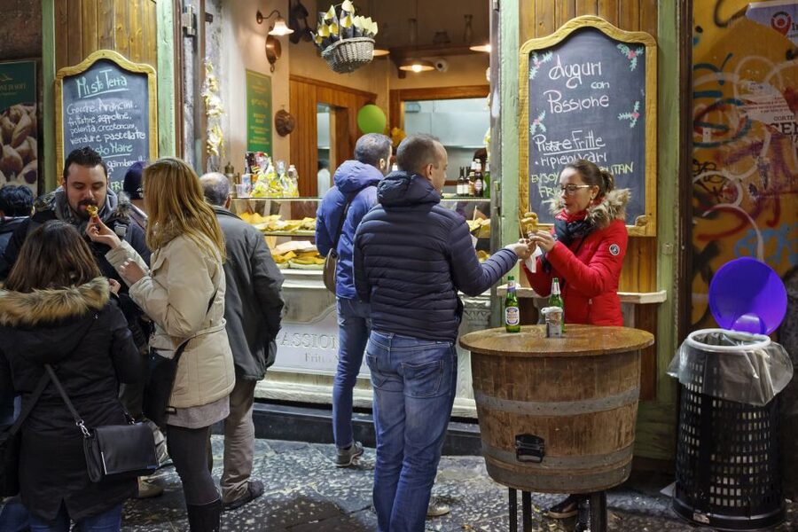 Naples: City and Street Food Market - Via San Carlo to Galleria Umberto I: the arcade you will want to revisit