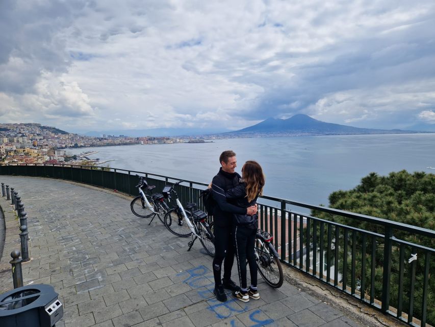Naples: City Highlights Guided Bike Tour - Piazza del Plebiscito, Royal Palace scale, and the joy of a big square