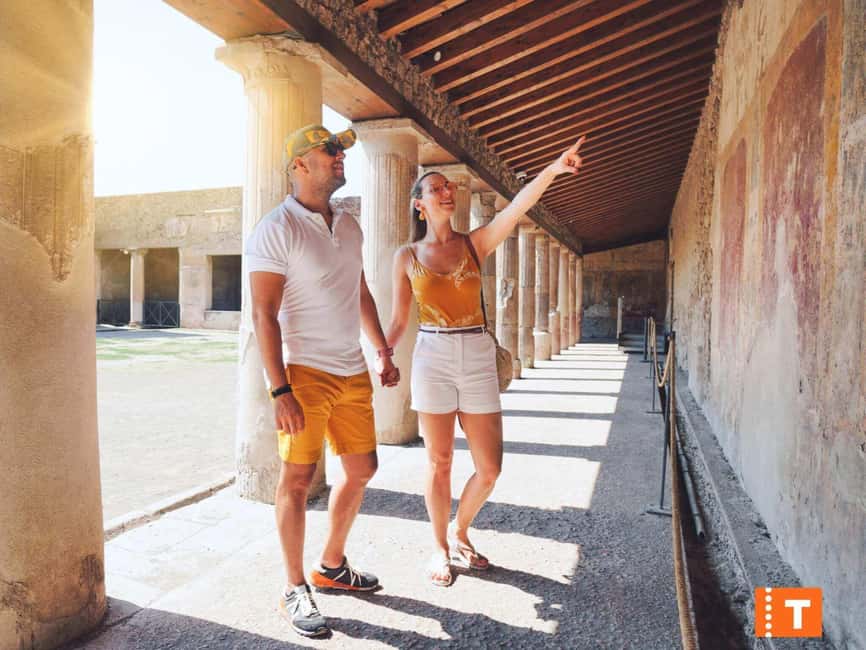 Naples: City Pass with guided tours, Pompeii & Underground - Pizza Cookery Class, a Fun Break With Real Payoff