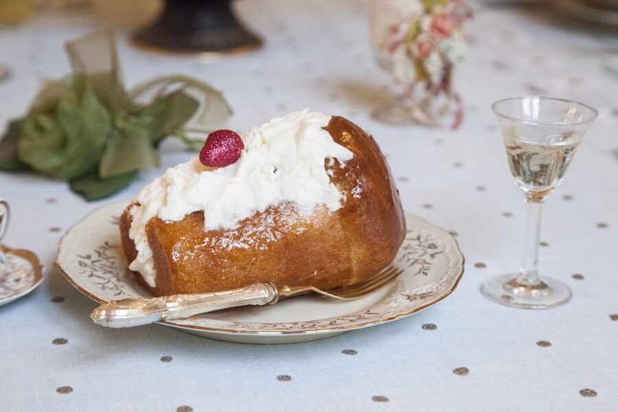 Naples: Dining Experience at a Local's Home - Starter, pasta, dessert: where Naples flavor shows up