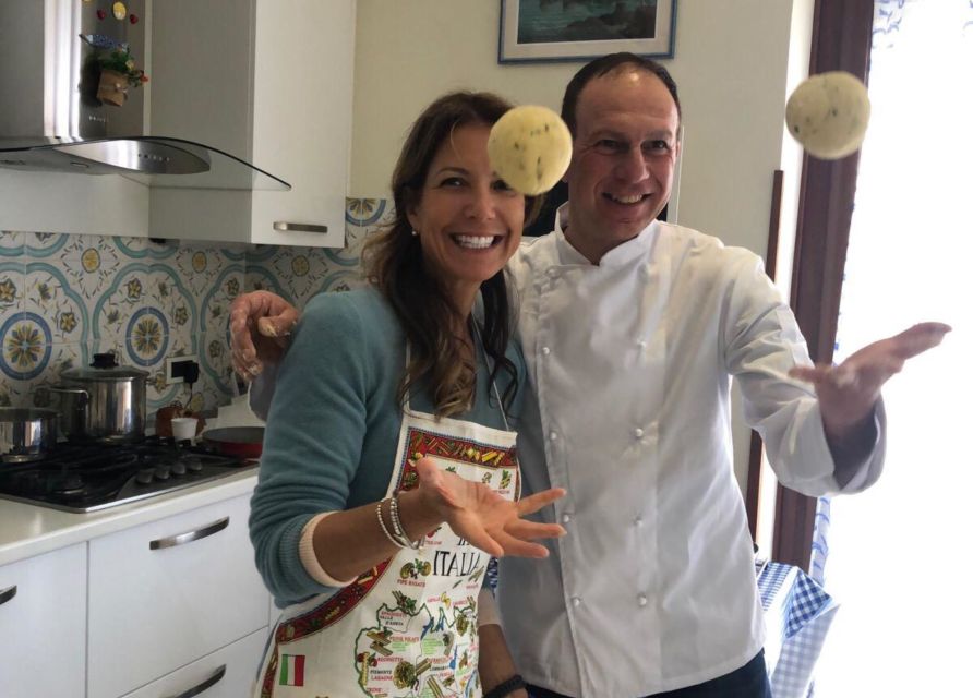 Naples: Fresh Pasta Cooking Class and Dinner with a Local - Meet Anna and Giuseppe at the start of the night
