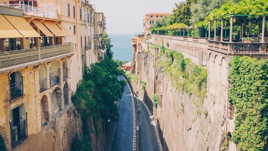 Naples: Full-Day Sorrento, Positano, and Amalfi Tour - Who this tour is best for (and who should skip it)