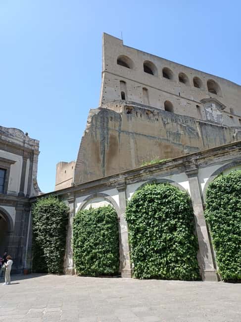 Naples: Historic Center Tour & Veiled Christ Entry Ticket - Piazza Dante to Roman walls: the historic center route that sets the stage