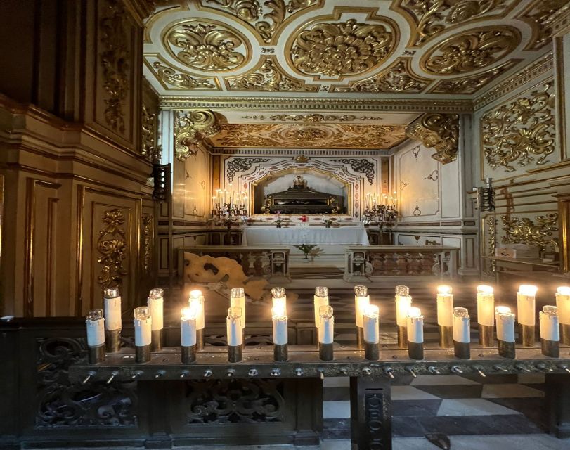 Naples Historic Center: Traditions, Legends & Folklore Tour - Santa Maria delle Anime del Purgatorio ad Arco, skulls, and the legend you can picture