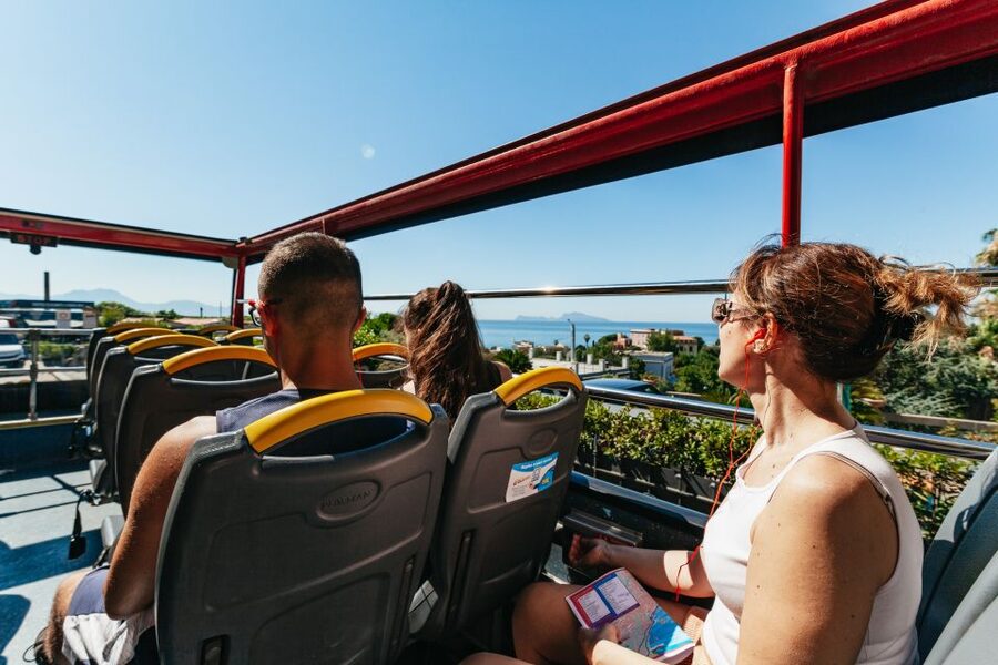 Naples: Hop-on Hop-off Bus Tour 24-Hour Ticket - Price and what $30 actually buys you