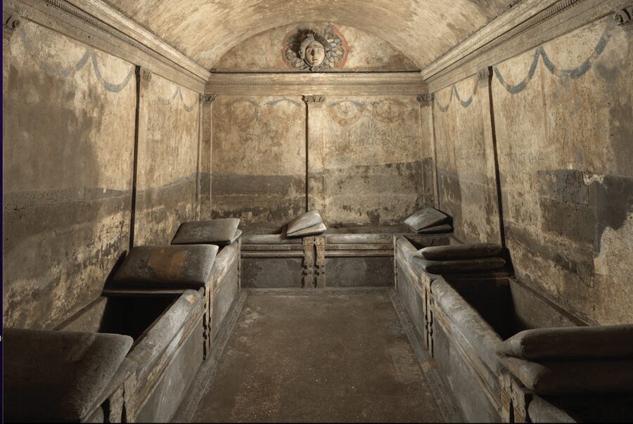 Naples: Ipogeo dei Cristallini Guided Tour - Inside the Underground Neapolis: Original Street and Four Hellenistic Tombs