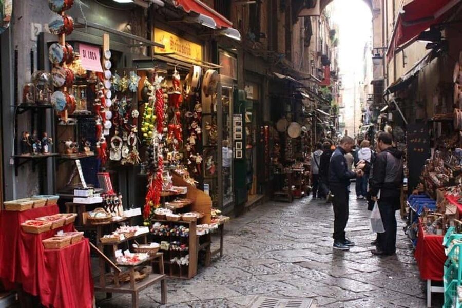 Naples : Must-See Attractions Walking Tour - Naples Cathedral (Duomo): Gothic Architecture and What to Notice