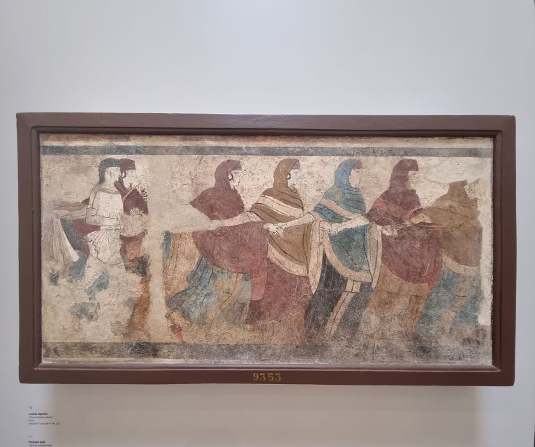 Naples: National Archaeological Museum audio guide - Languages and pacing: how to plan your 3-hour visit