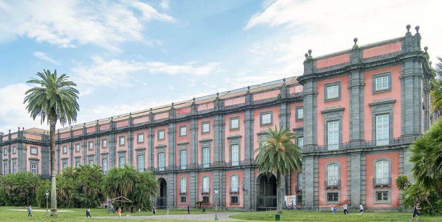 Naples: National Gallery of Capodimonte Tour - Stop 2: Monumental stairs and the Farnese Collection